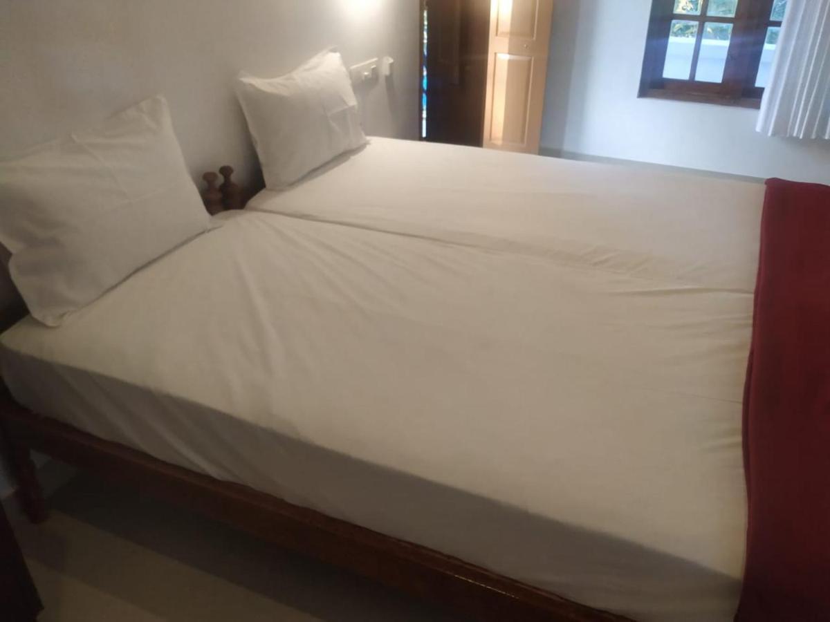 Vintage Inn Homestay Cherai Beach Eksteriør bilde